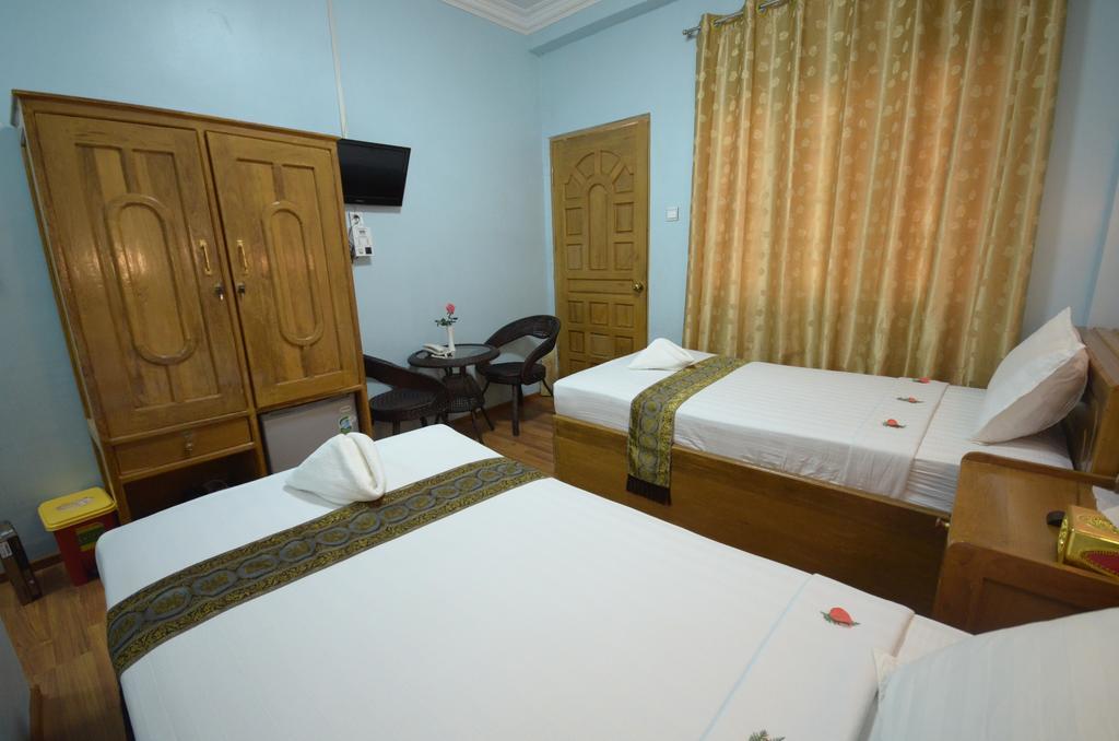 Inlay Palace Hotel Nyaung Shwe Bagian luar foto