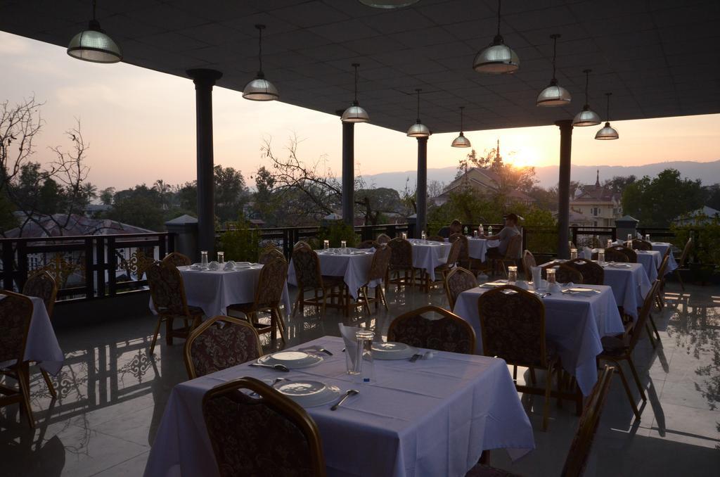 Inlay Palace Hotel Nyaung Shwe Bagian luar foto